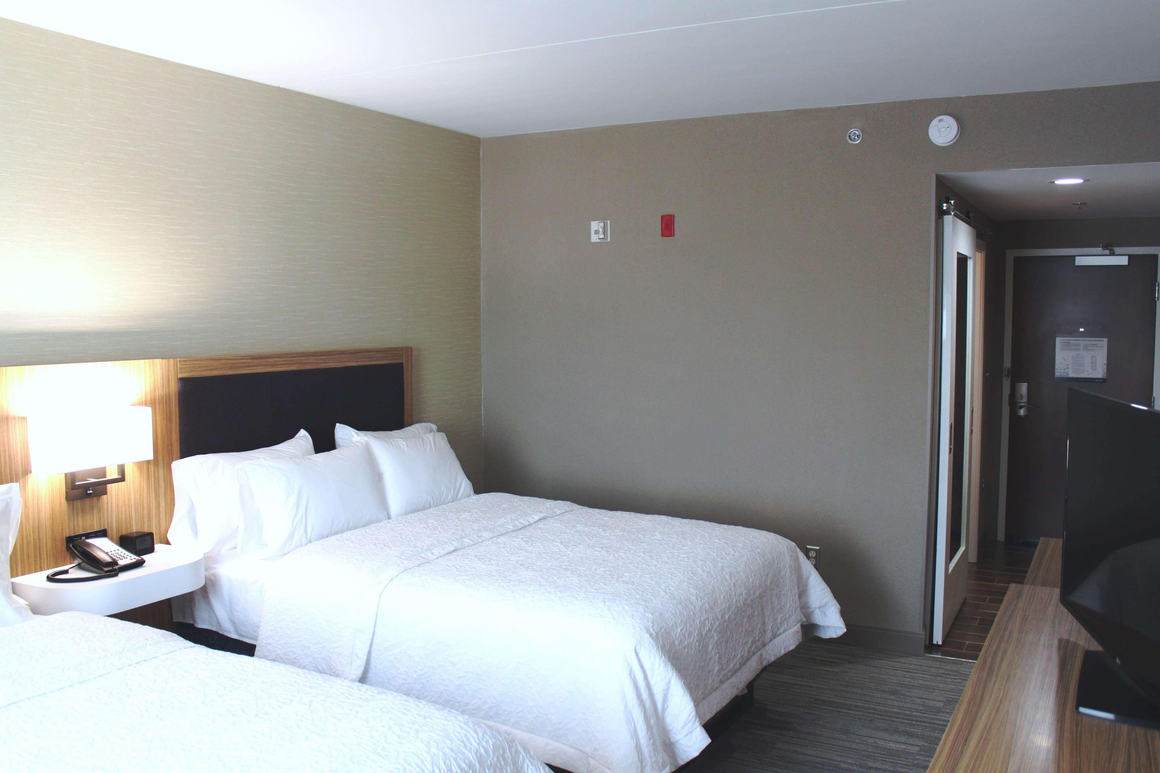 Hampton Inn Форсайт Екстер'єр фото